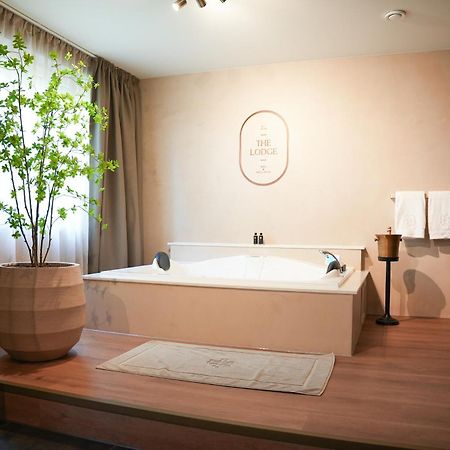 The Lodge Bed & Wellness Oisterwijk Sauna, Jacuzzi, Luxury Moergestel Exterior foto
